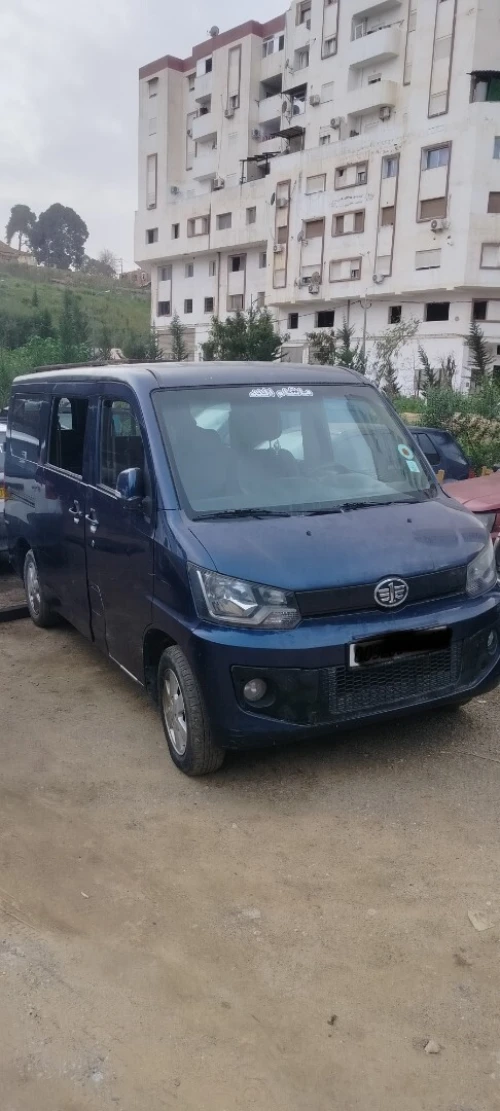 Faw V80 2015 Van