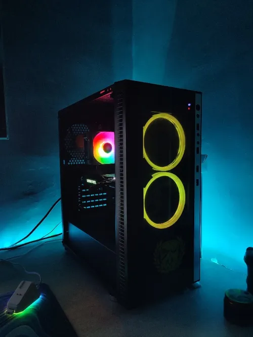 Pc Gamer ryzen7 5700g + gtx 970 + 32Gb ram( clavier souris casque tapis )
