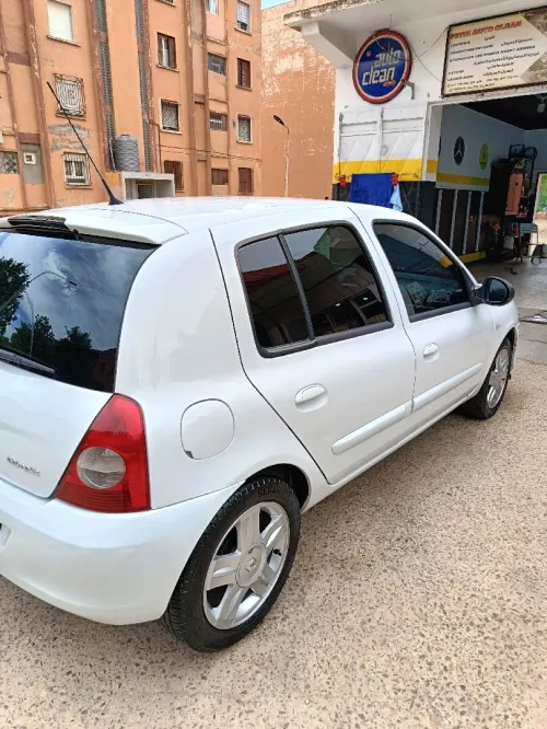 Renault Clio Campus 2012 Bye bye
