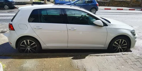 Volkswagen Golf 7 2018 Confortline