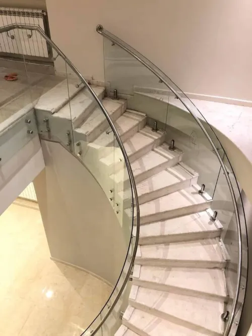 Entreprise de construction et de réalisation مقاول بناء