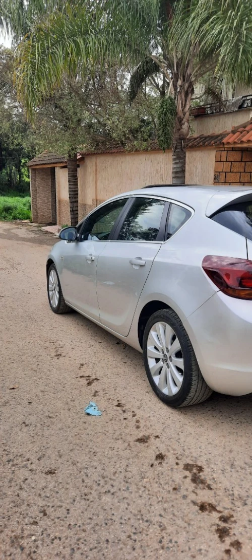 Opel Astra 2012 Astra