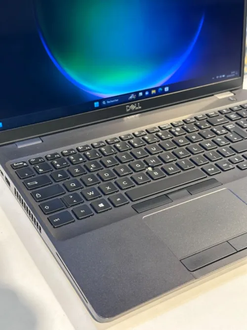 DELL LATITUDE 5501 i7 9850H /32GB DDR4 /1To SSD MX150 