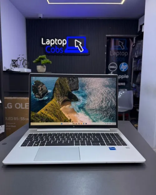 HP ELITEBOOK 650 G9 INTEL I5-1245U  1.6GHz up to 4.4GHZ 16GB DDR4 512GB SSD NVME INTEL UHD GRAPHICS ECRAN 15.6 INCH FHD  PLUS
