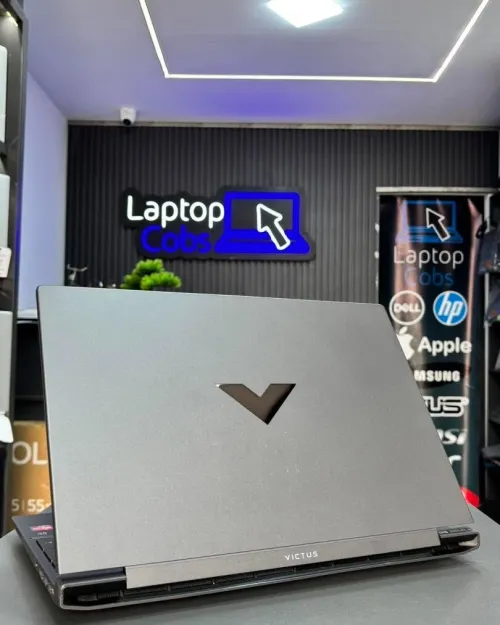 HP VICTUS 15 AMD RYZEN 5 5600H 3.30GHz UP TO 4.20GHz 16GB DDR4 512 SSD NVME AMD RADEON RX6500M 4GB VRAM AMD RADEON GRAPHICS ECRAN 15.6 INCH FHD