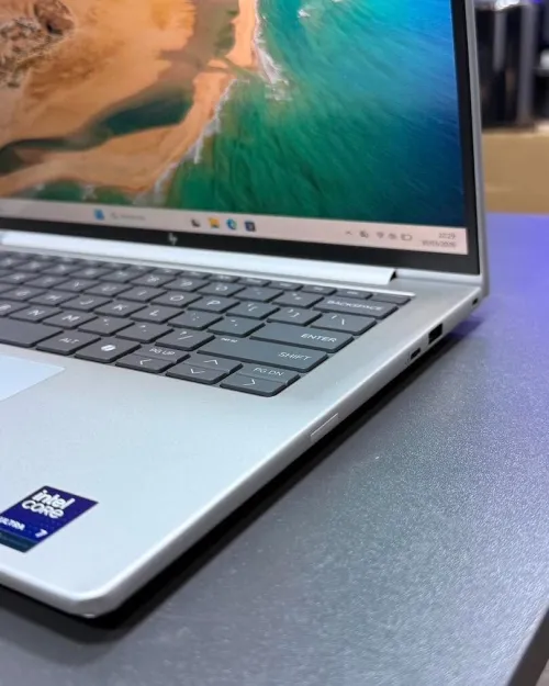 HP ELITEBOOK 8 G1i 14  ULTRA 7 265H RAM  32GB DDR5 DISK 512GB SSD nvme INTEL ARC (TM) 140T 16Gb ECRAN 14-INCH FHD PLUS