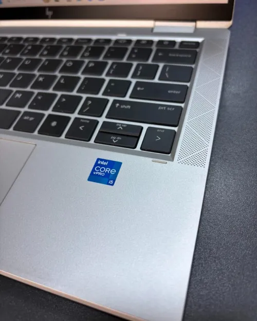 HP ELITEBOOK 1030 G8 TACTILE 2in1 X360 INTEL i5 1145G7 2.61GHz UP TO 4,40GHz 16GB DDR4 256GB SSD NVME INTEL IRIS XE GRAPHICS ECRAN 13 INCH FHD