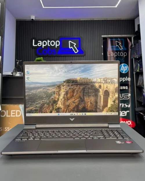 HP VICTUS 15 AMD RYZEN 5 5600H 3.30GHz UP TO 4.20GHz 16GB DDR4 512 SSD NVME AMD RADEON RX6500M 4GB VRAM AMD RADEON GRAPHICS ECRAN 15.6 INCH FHD