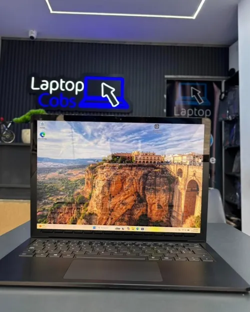 MICROSOFT SURFACE LAPTOP 4 INTEL i5 1145G7 2.61GHz UP TO 4.40GHz 16GB DDR4 256 SSD NVME INTEL IRIS XE GRAPHICS ECRAN 13.5 INCH 2.5K TACTILE