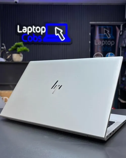 HP ELITEBOOK 840 G8 TACTILE INTEL i5 1145G7 2.61GHz UP TO 4,40GHz 16GB DDR4 256GB SSD NVME INTEL IRIS XE GRAPHICS 13 INCH FHD