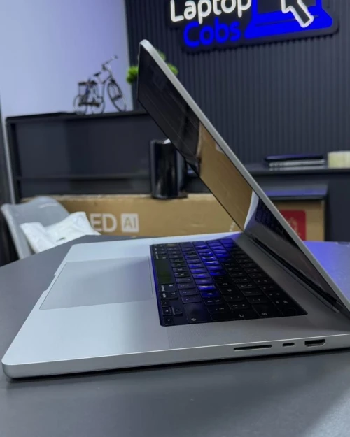 MACBOOK PRO M1 PRO 2021 16 INCH M1 PRO  16GB  512GB SSD ECRAN 16 INCH
