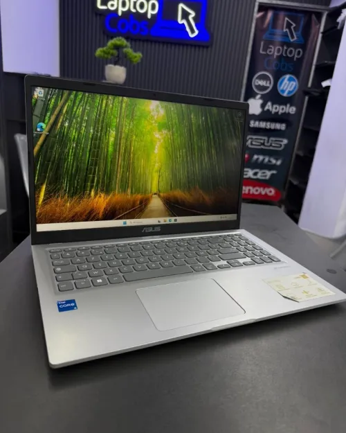 ASUS X515  i5-1135G7 8Gb DDR4 512Gb Nvme SSD INTEL IRIS XeGRAPHICS 4gb  15.6 FHD