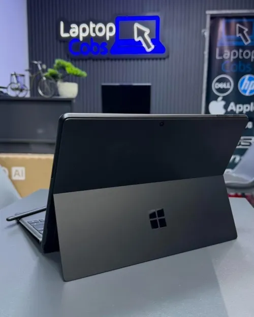 SURFACE PRO 9 INTEL I5-1235U 2.50ghz RAM 8GB DDR4 DISK  256GB SSD nvme INTEL IRIS XE GRAPHICS