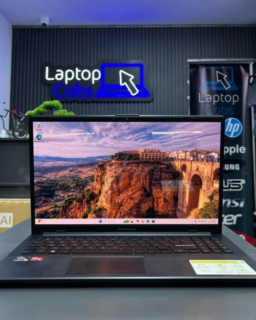 ASUS VIVOBOOK GO 15 RYZEN 5 7520U 2.80GHz UP TO 4.30GHz 8GB DDR5 512 SSD NVME AMD RADEON GRAPHICS 500MB VRAM ECRAN 15 INCH FHD OLED