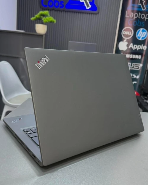 LENOVO THINKPAD T14 INTEL I7-1335U 16GB DDR5 512GB SSD nvme INTEL UHD GRAPHICS 14P FHD