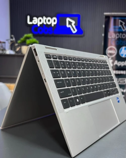 HP ELITEBOOK 1030 G8 TACTILE 2in1 X360 INTEL i5 1145G7 2.61GHz UP TO 4,40GHz 16GB DDR4 256GB SSD NVME INTEL IRIS XE GRAPHICS ECRAN 13 INCH FHD