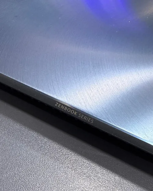 ASUS ZENBOOK 14 AMD RZN 5 5600H up to 4.20Ghz 16g ram 512ssd nvme 14" FHD