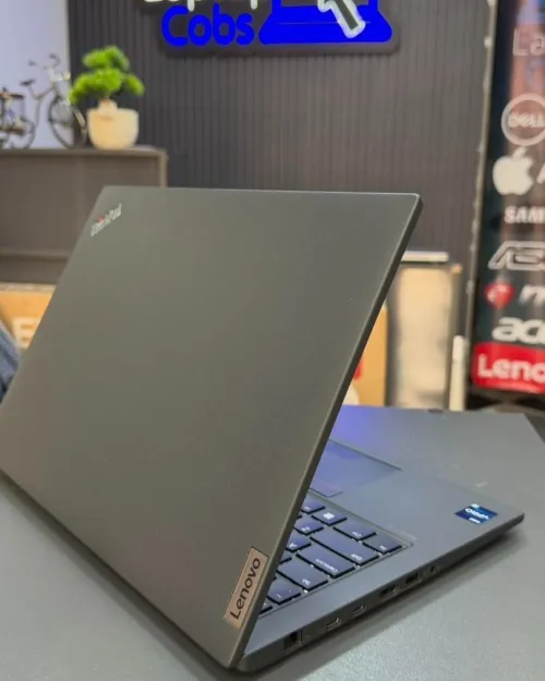 LENOVO THINKPAD T14 GEN 4   INTEL i5-1345U 1.6GHZ up to 4.7GHZ   RAM 16gbGB DDR5 DISK  512GB SSD nvme  INTEL UHD GRAPHICS ECRAN 14-INCH FHD PLUS