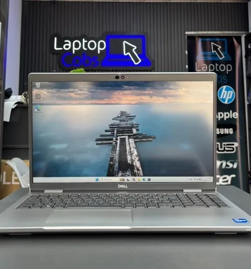 DELL LATITUDE 5520 INTEL i5 1145G7 2.61GHz UP TO 4.40GHz 16GB DDR4 512 SSD NVME INTEL IRIS XE GRAPHICS ECRAN 15.6 INCH FHD