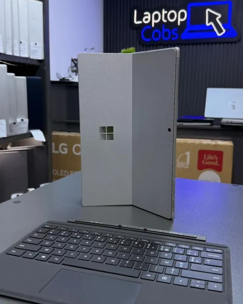 MICROSOFT SURFACE PRO 7 INTEL I5-1035G4 1. GHz up to 3.7GHZ 8GB DDR4  256GB SSD NVME  INTEL IRIS XE GRAPHICS ECRAN 12.5 INCH 3K