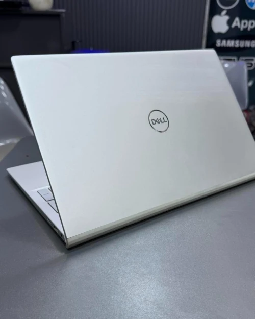 DELL INSPIRON 15 5501 INTEL I7-1065G7 10em 16GB DDR4 512GB SSD R PLUS GRAPHICS MX 330 2Gb 15.6P FHD+