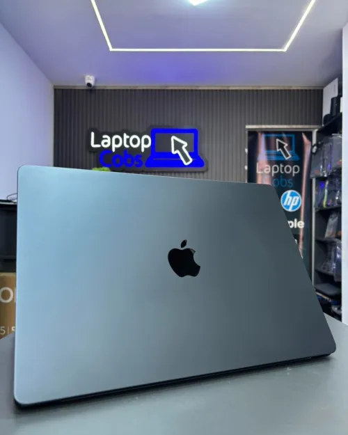 MACBOOK AIR M3 2024 M3 RAM 16GB 256GB ECRAN 15.6 INCH 2.5K RETINA