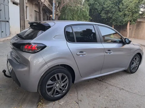 Peugeot 208 2022 Access