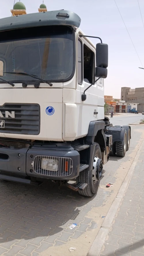 Man F2000 2002