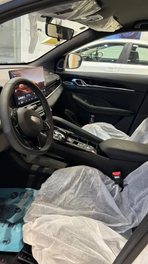 Geely Coolray 2025 