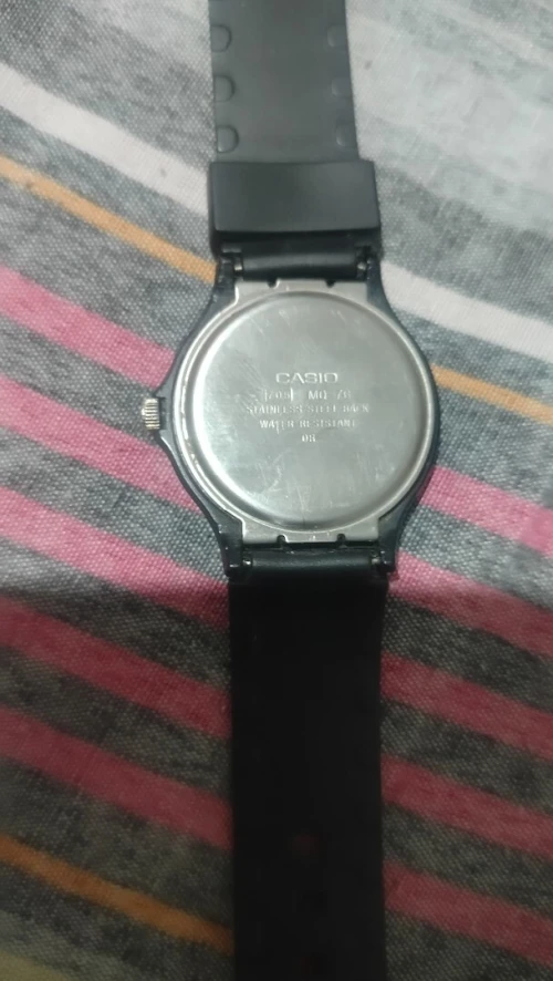 Montre casio classique original