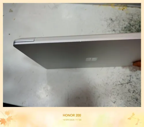 microsift surface go - i5 11ème Gen - 16Go Ram 256 Go SSD