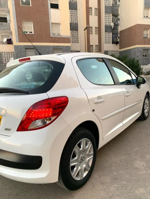 Peugeot 207 2012 207