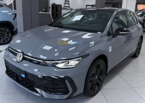 Volkswagen Golf 8 2025 R-Line
