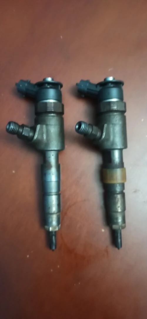 2 injecteurs 1.6 HDi blue Bosch