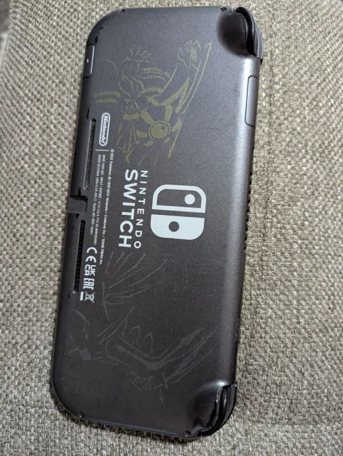 NINTANDO SWITCH LITE POCKEMON EDITION 