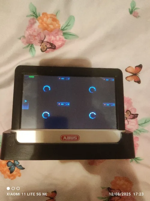 Caméra de surveillance  sans internet avec l'écran tactile
