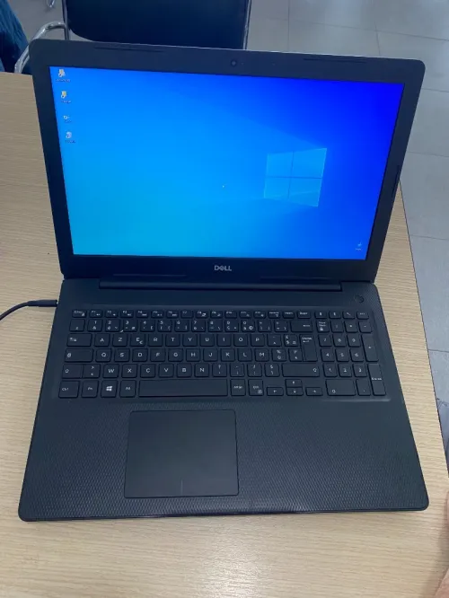DELL Inspiron 3581