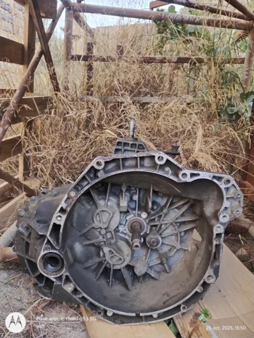 Boite a vitesse renaut moteur 2.2 DT