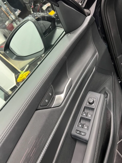 Volkswagen Passat 2025 PRO