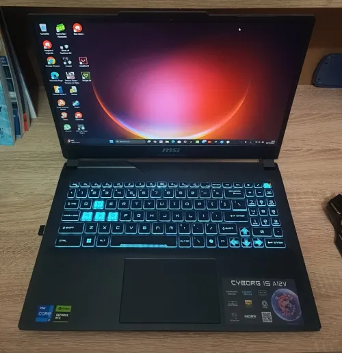 Le MSI CYBORG 15 A12V GAMING