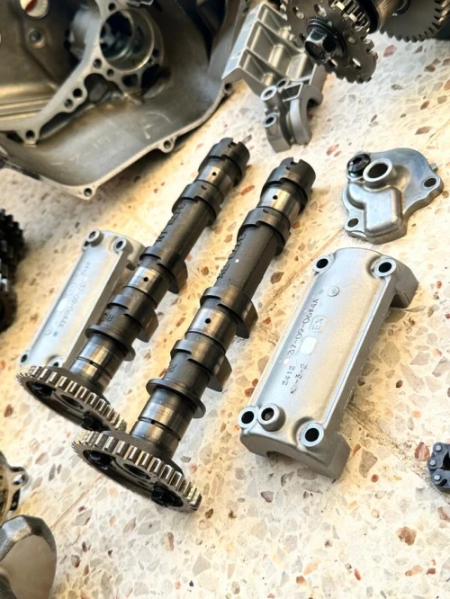 Pieces moteur kawazaki z650