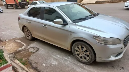 Peugeot 301 2015 Chrome