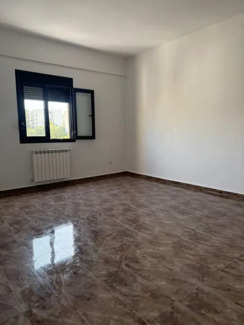 Location Appartement F4 Alger Hydra