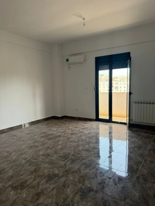 Location Appartement F4 Alger Hydra