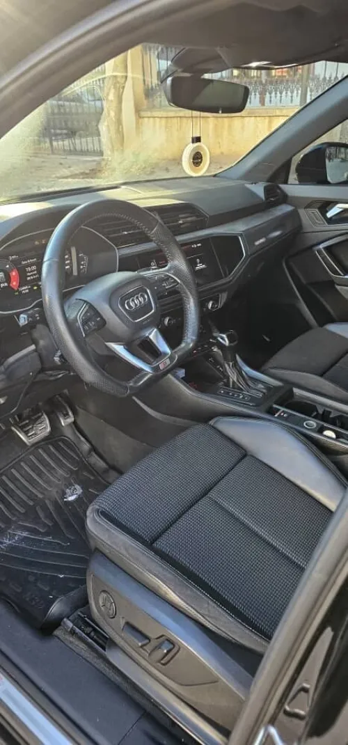 Audi Q3 2019 S Line