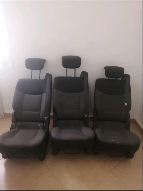 مقاعد سيارة رونو اسباس renault espace sièges