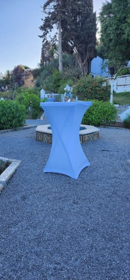 Vente , location housse de chaise, nappe , housse manger debout
