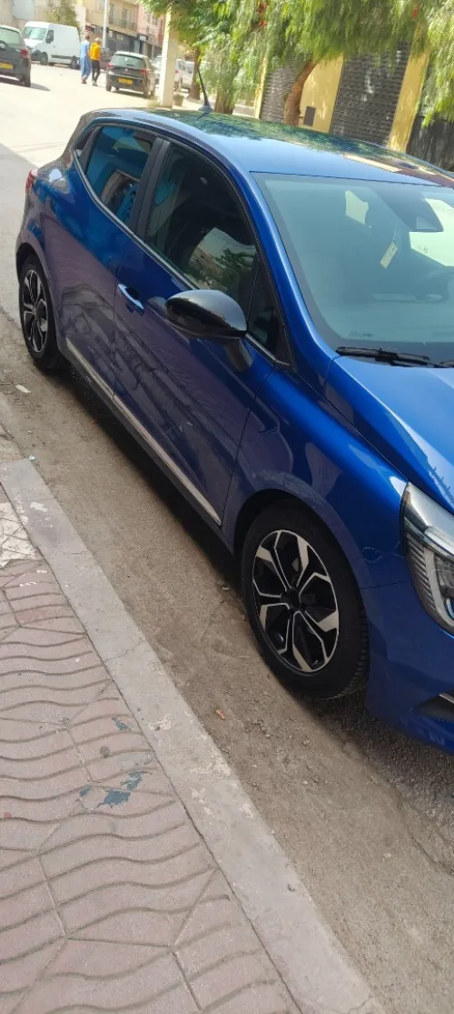 Renault Clio 5  2023 Evolution