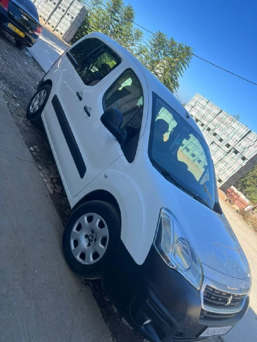 Peugeot Partner 2017 Tepee