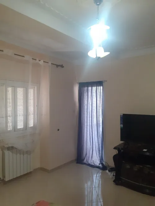 Location vacances Appartement F3 Chlef Tenes